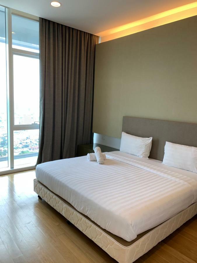 קואלה לומפור Queens Service Suites At Platinum Klcc מראה חיצוני תמונה